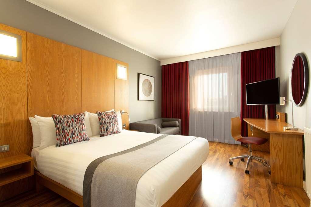 Ramada By Wyndham Belfast Hotel Habitación foto